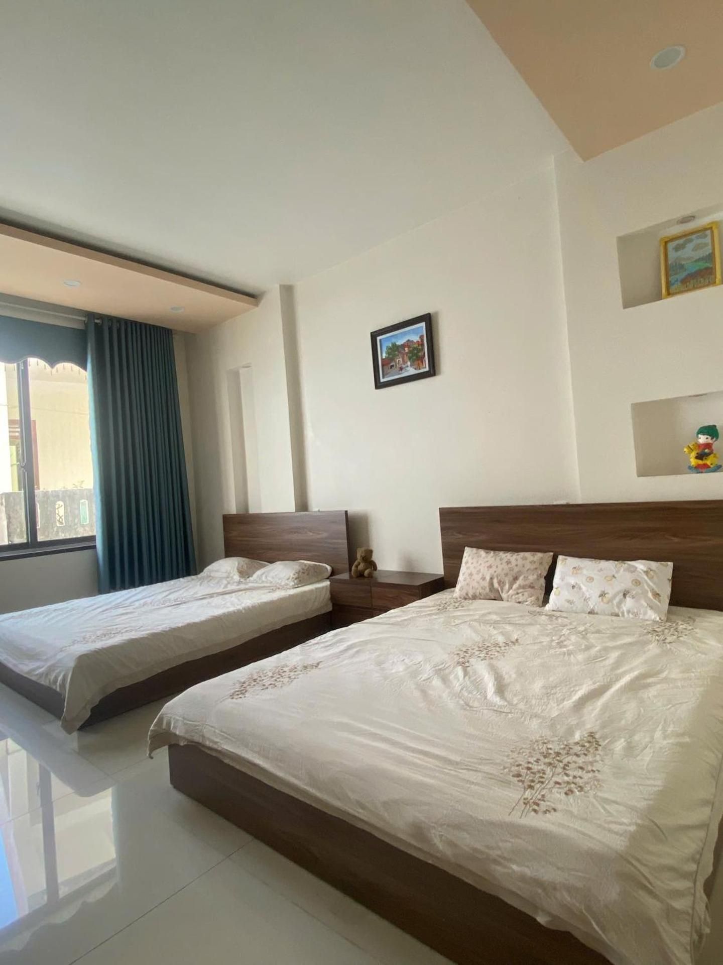 2 Queen Beds - Non-Smoking, Not Pet-Friendly