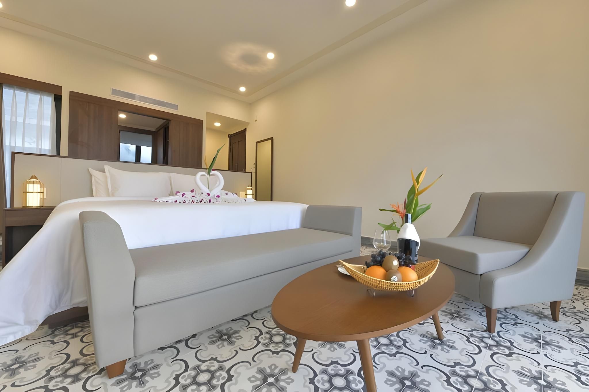 Luxury Lake View Villa Twins