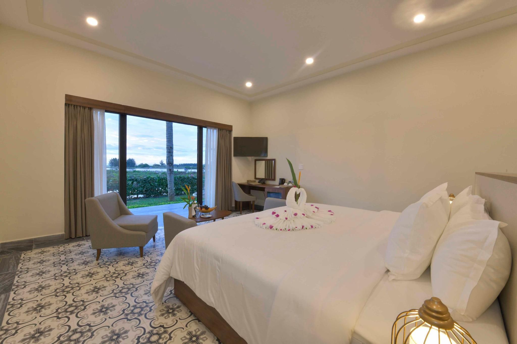 CocoLand Thu Xa Ancient Town Resort River and Lake View Villa