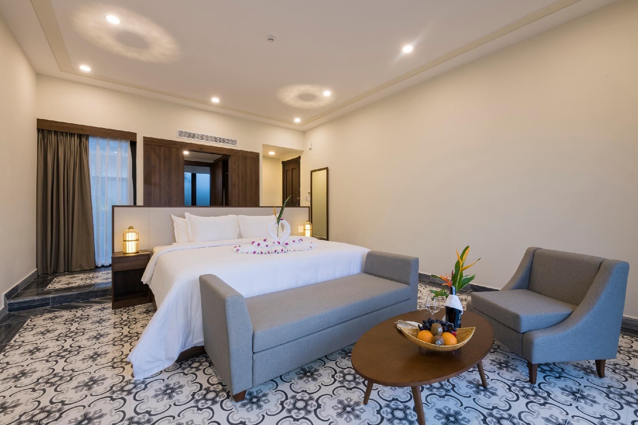 CocoLand Thu Xa Ancient Town Resort Family Residence 5 Bedrooms 2