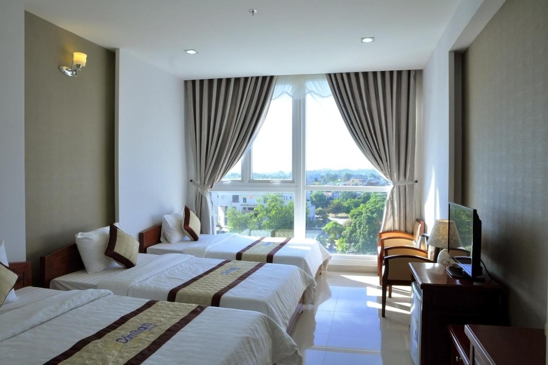 Cam Thanh Hotel Deluxe Triple Room 2
