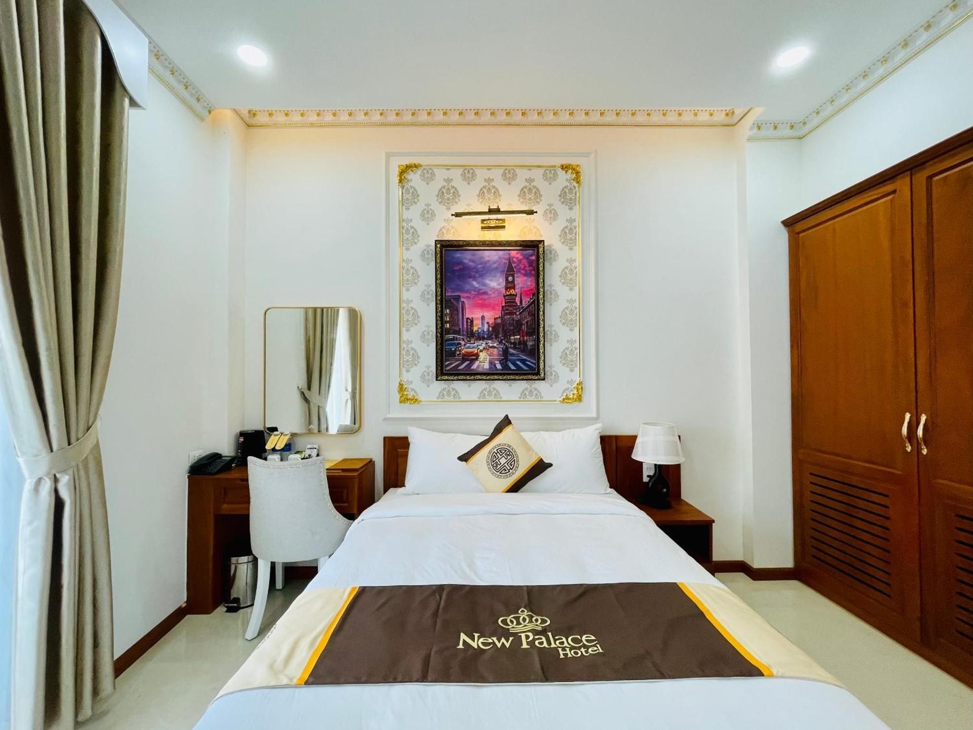 NEW PALACE HOTEL Deluxe Double Room 2