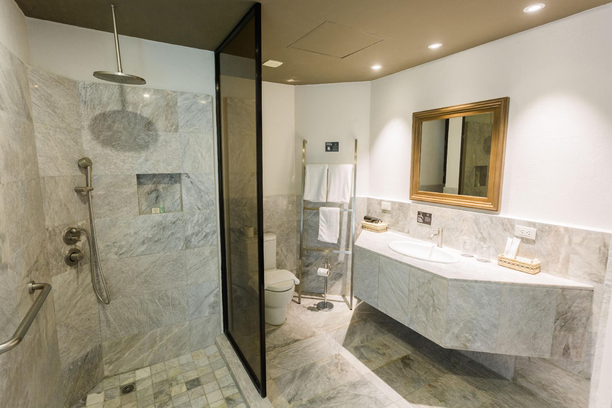 Villa Suites