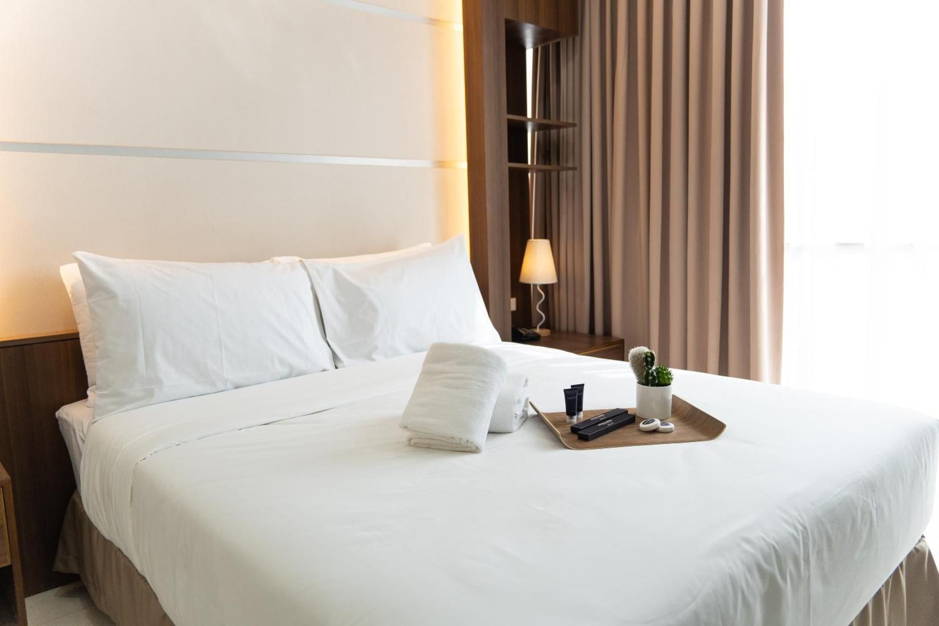 DCCCO Hotel Executive 2