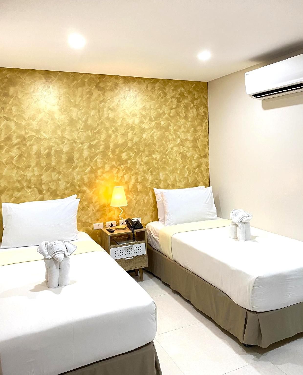 DCCCO Hotel Deluxe Double or Twin