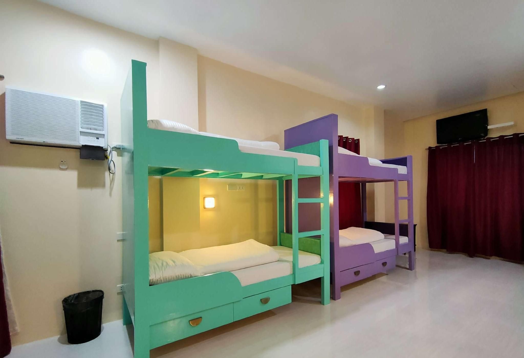 Sea Horizon Resort Bunk Bed- Mixed Dorms 10 people 2
