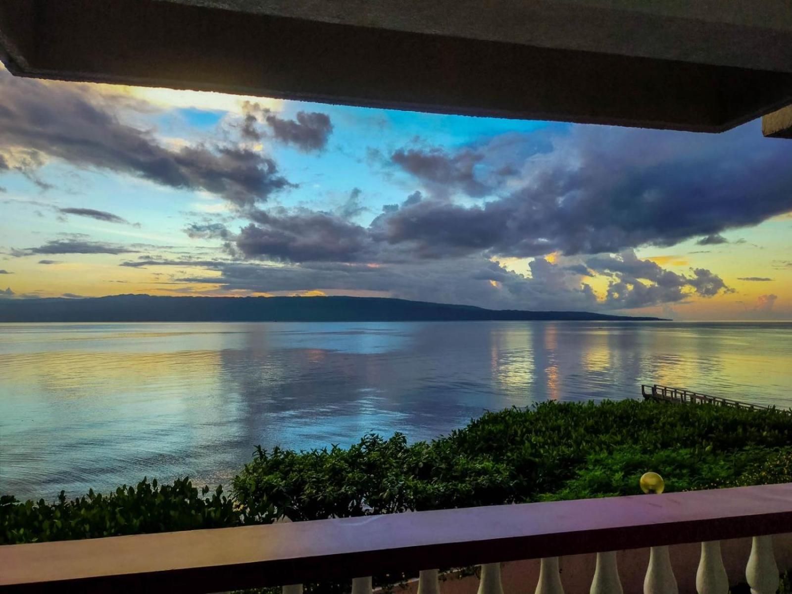 Wuthering Heights Bed & Breakfast by the Sea Standard 3