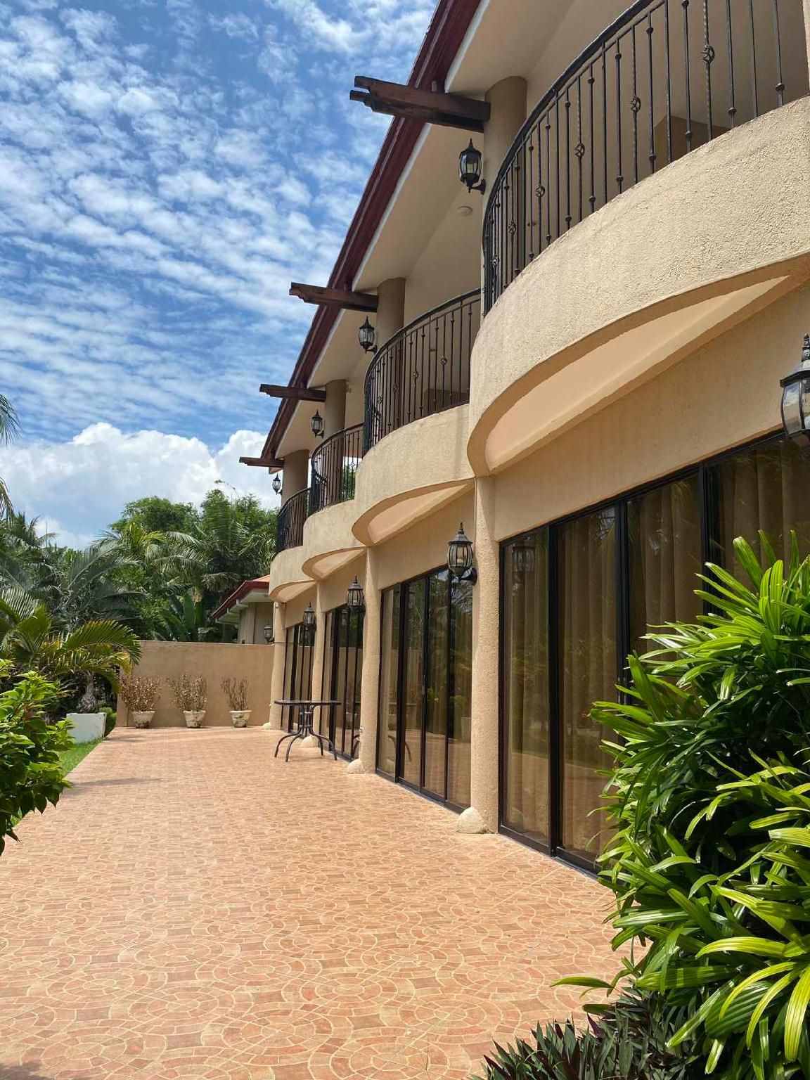 Sierra Resort - Dauin, Negros Oriental