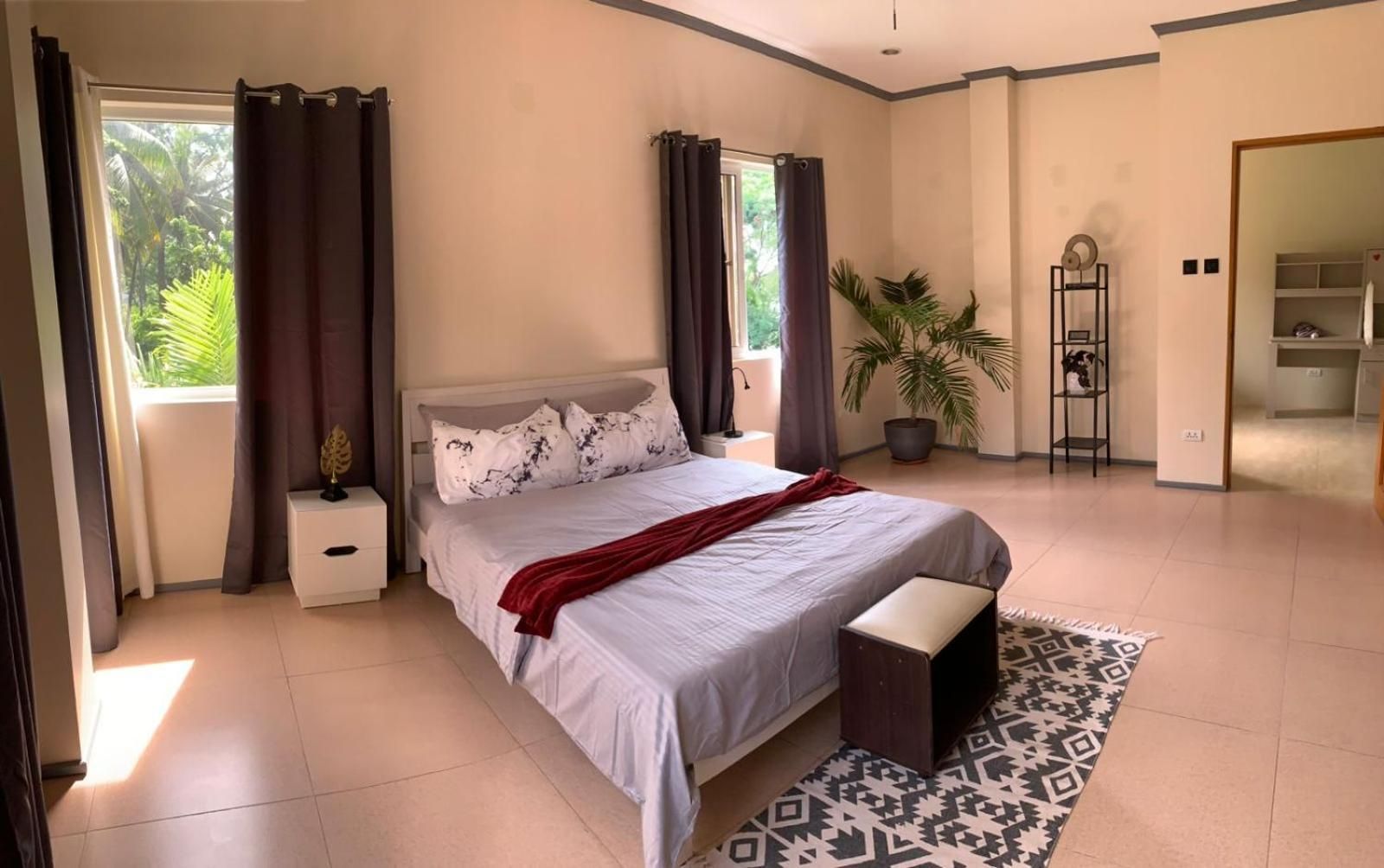 Suite with Garden View