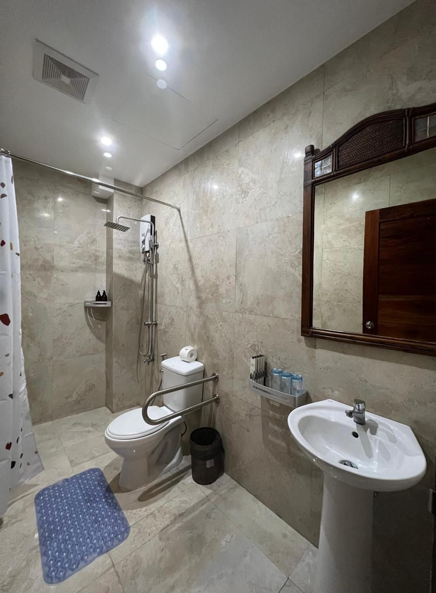 Infinity Diving Resort & Residences Family Room 2