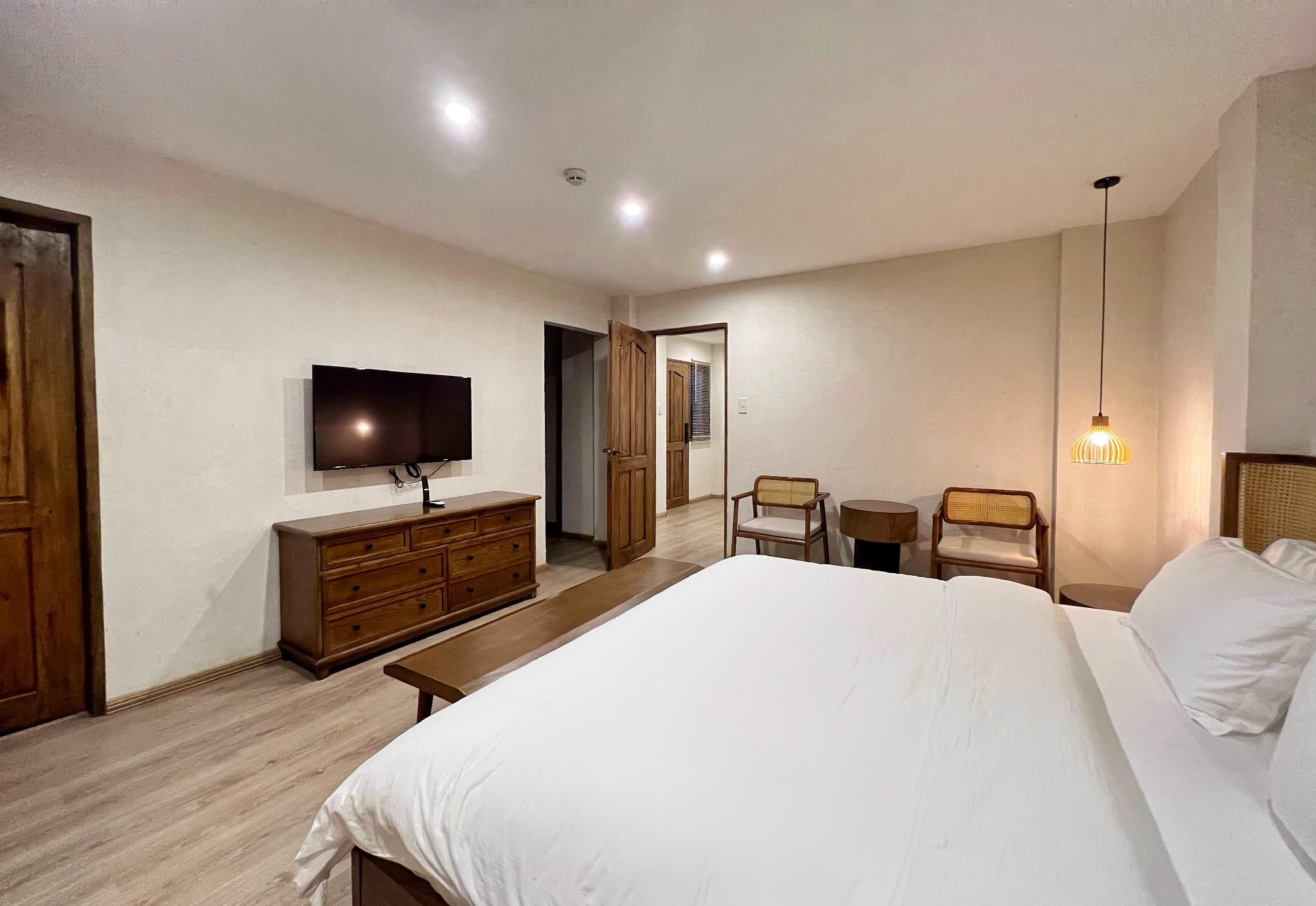 Phoenix PG Diving Resort VIP Room 2 2