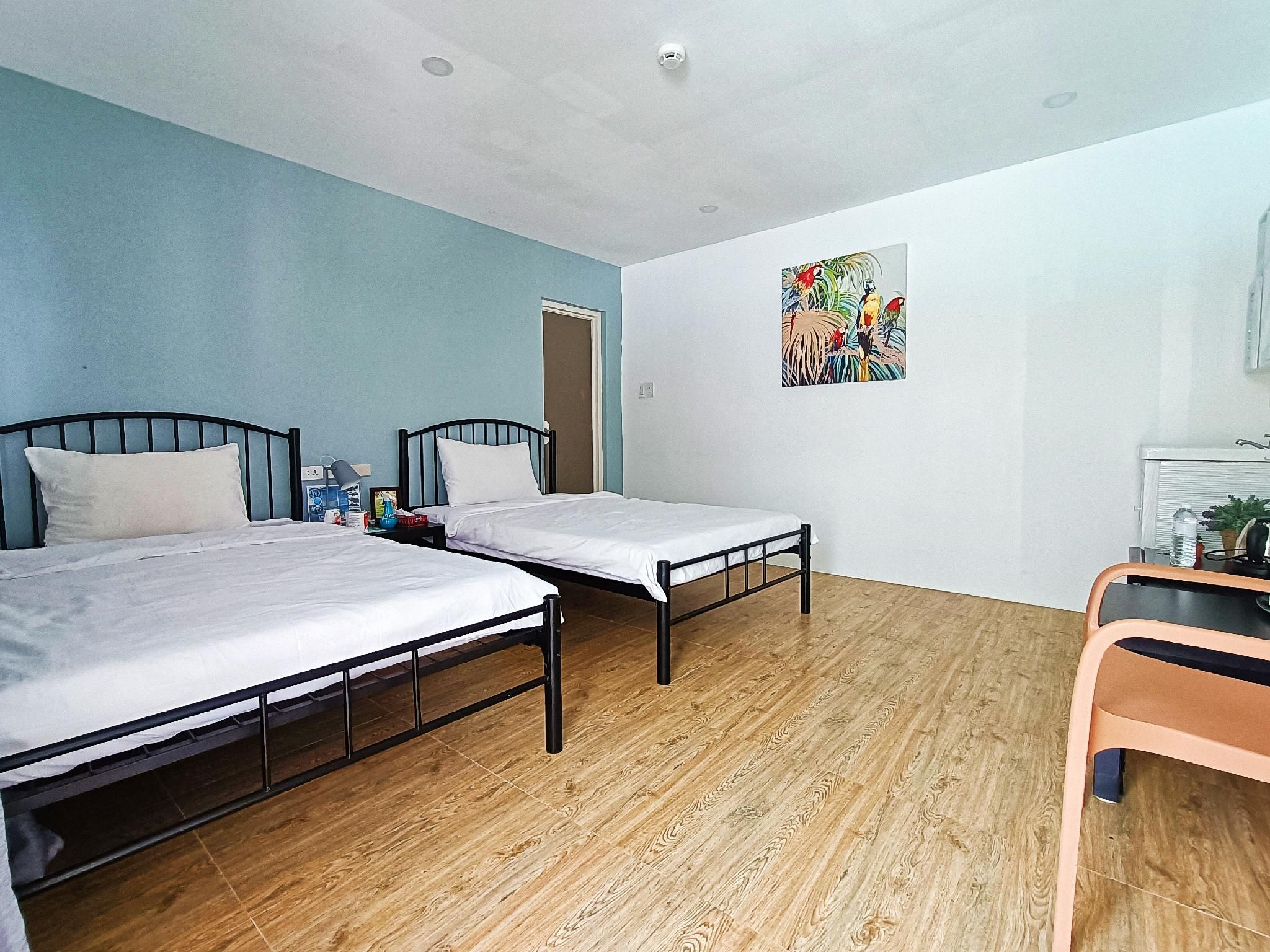 Phoenix PG Diving Resort Standard Twin Beds Room 2