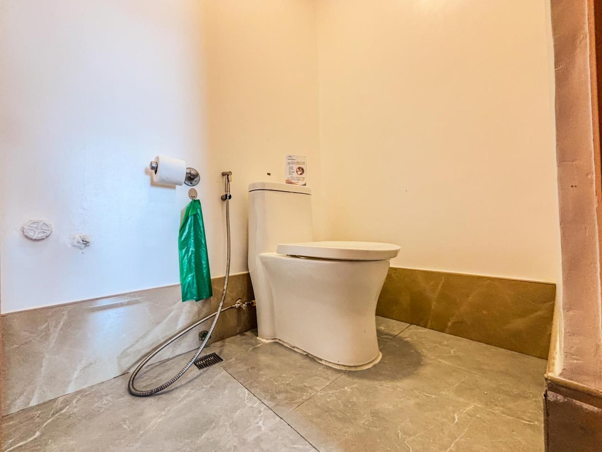 Queen Room - Accessible