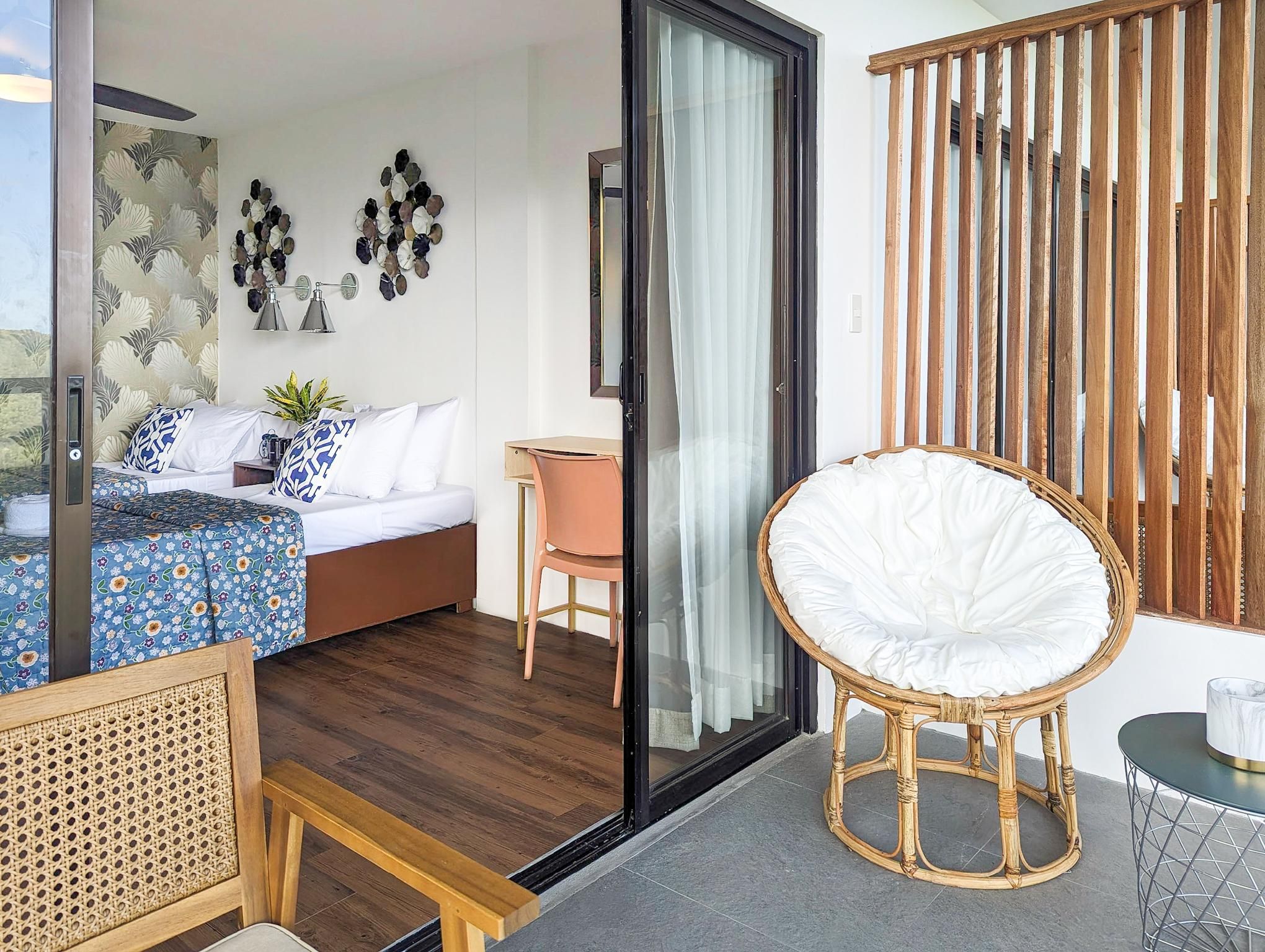 sea view twin room with balcony