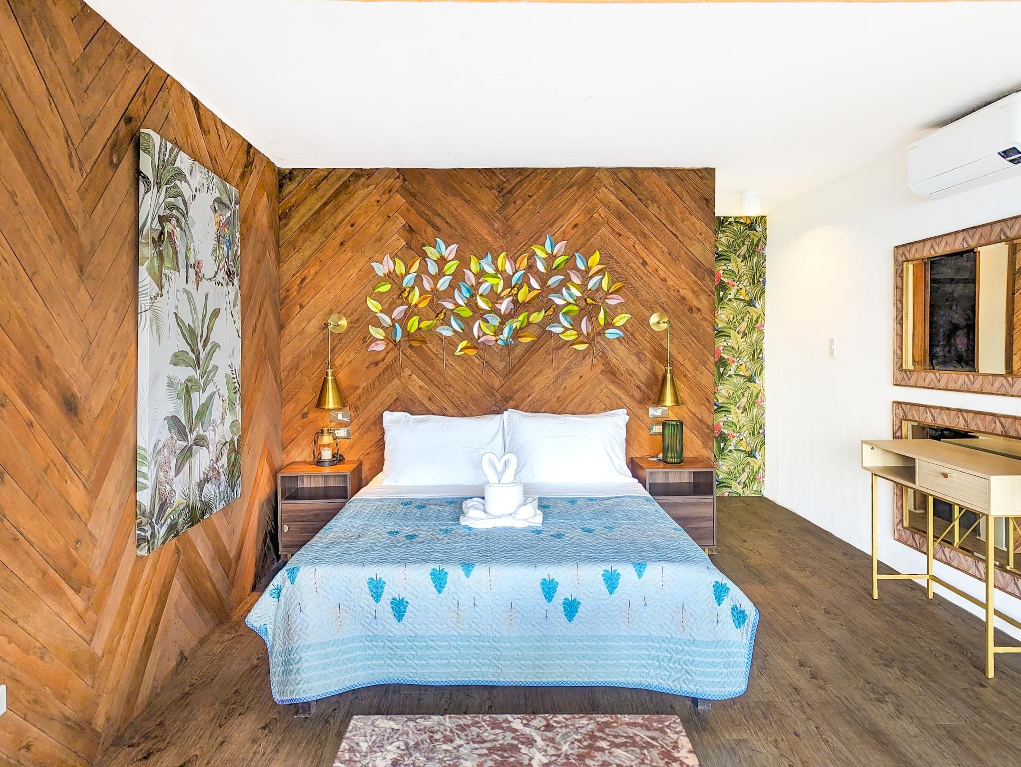 Ocean View Queen Room