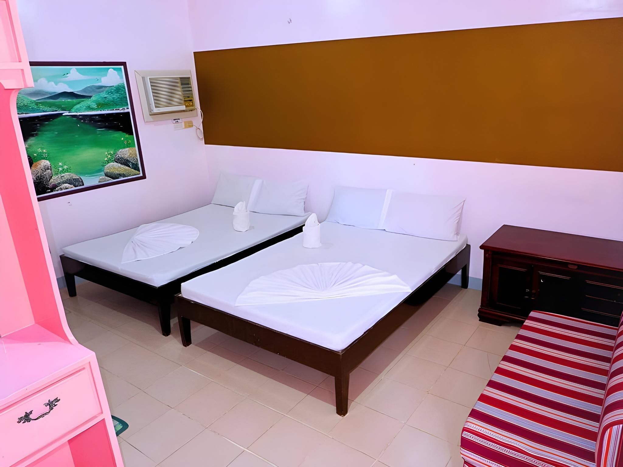 Deluxe Beachfront Room