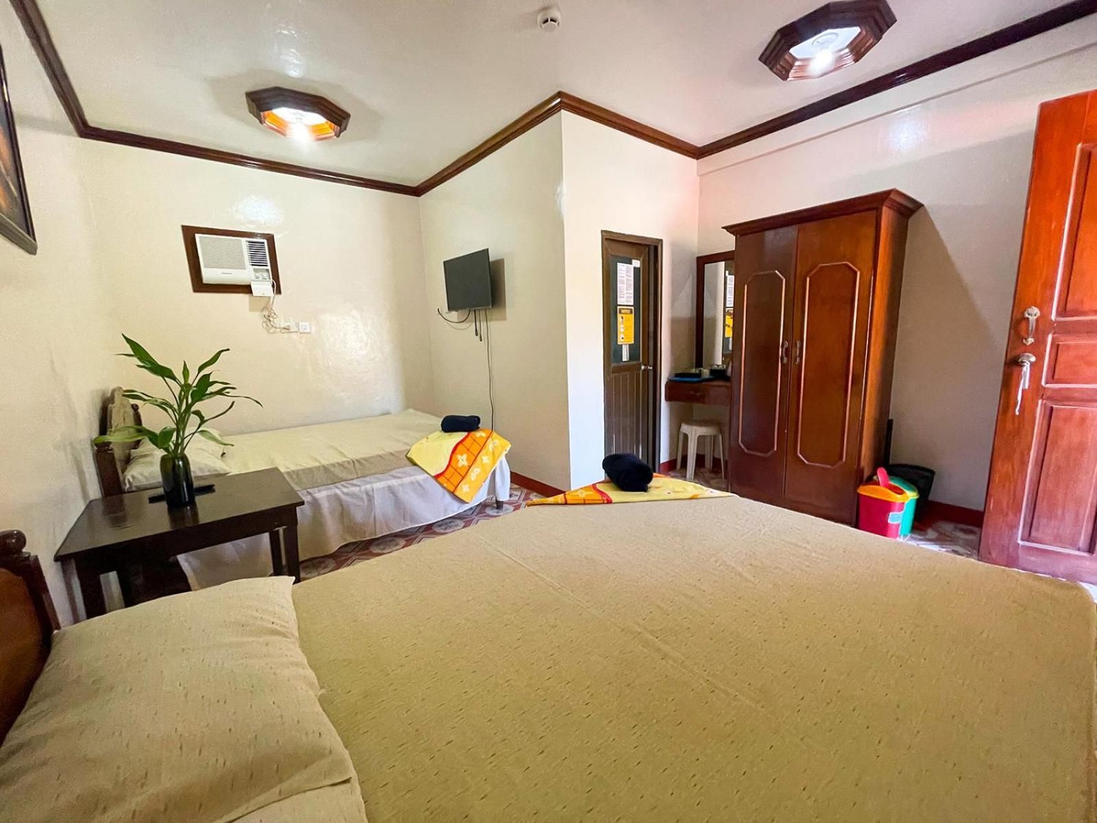Quadraple Room