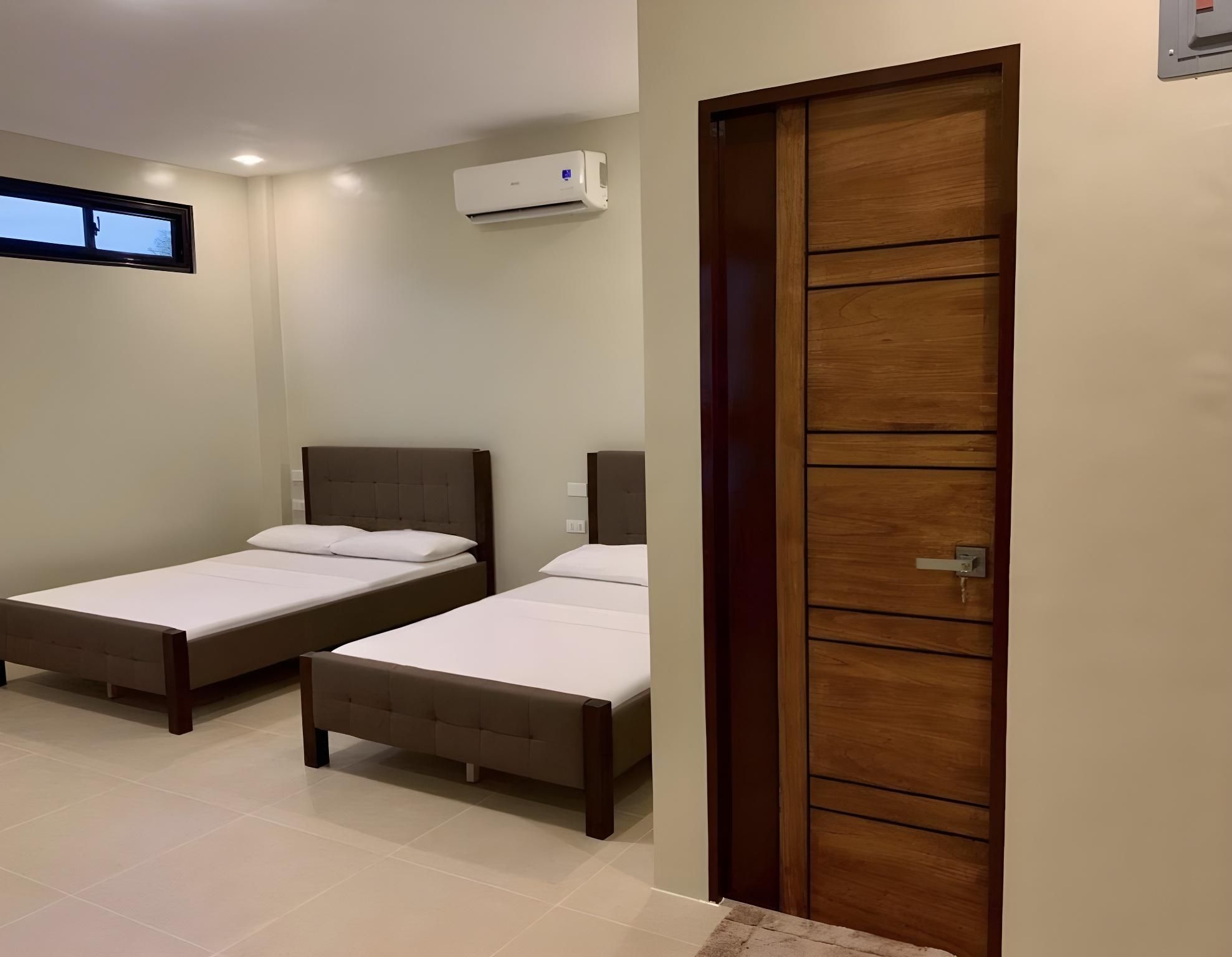 Supreme Room