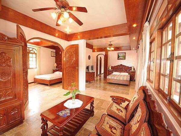 Superior King Suite