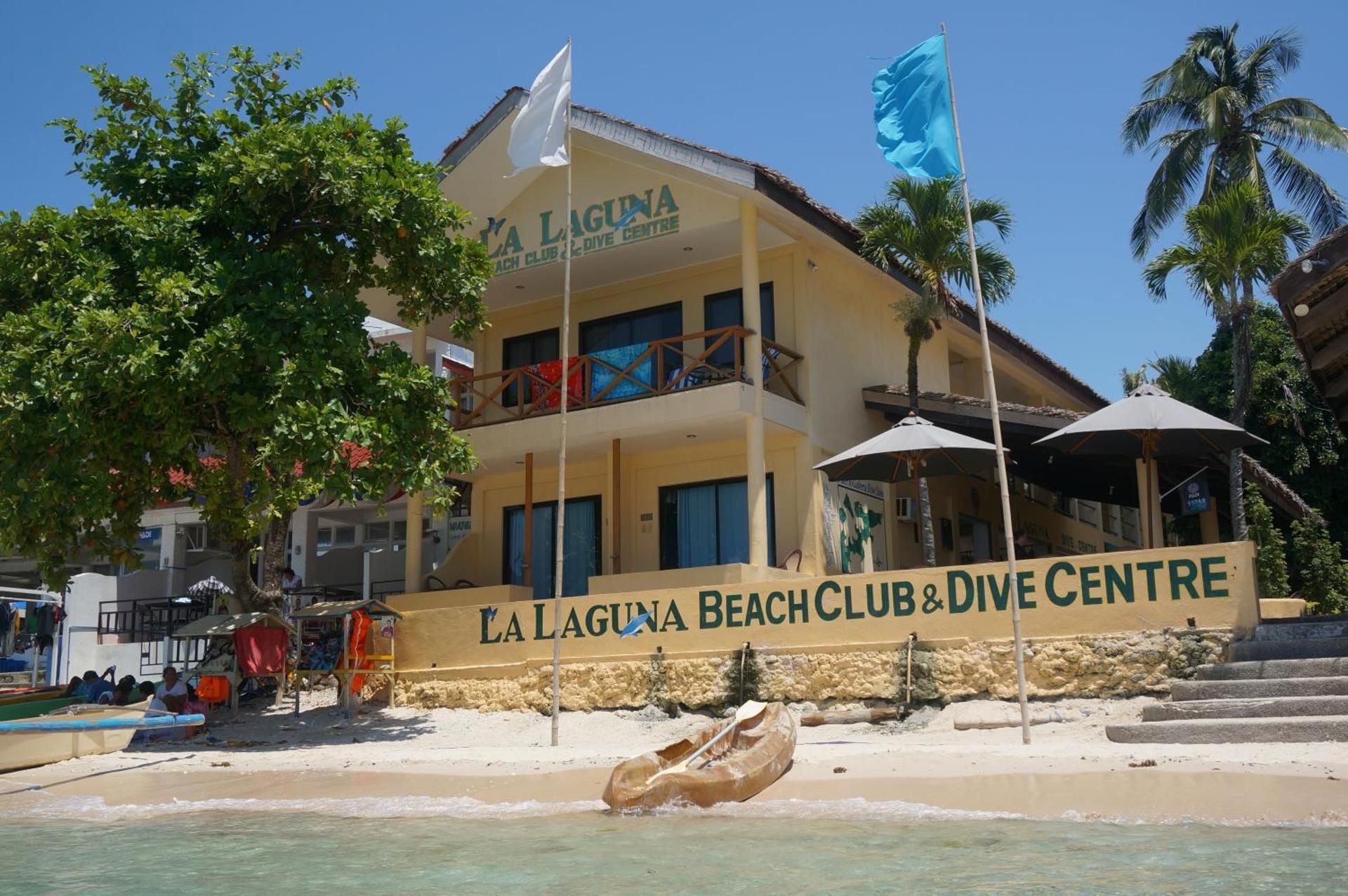 La Laguna Beach Club & Dive Center
