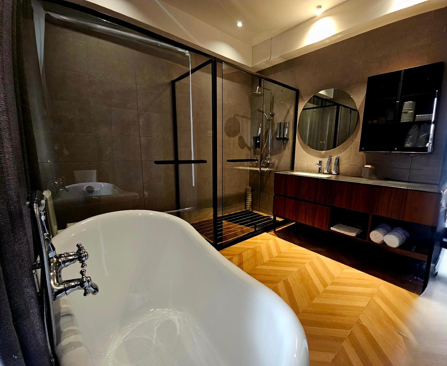 VIP Deluxe Room