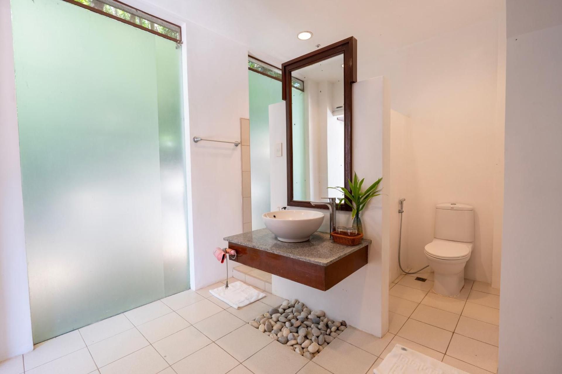 2-Bedroom Hillside Summit View Villa