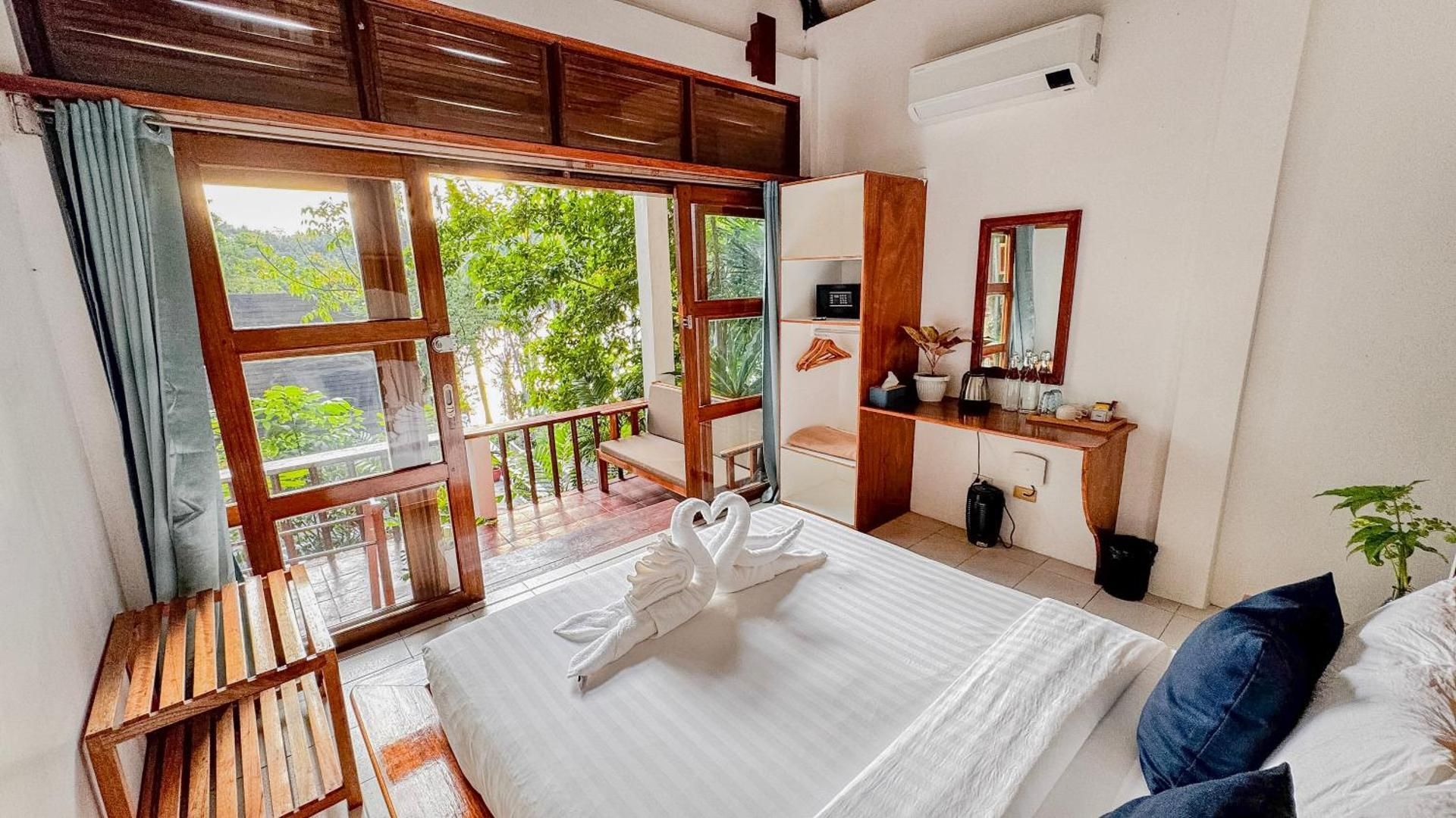 1-Bedroom Sea View Villa