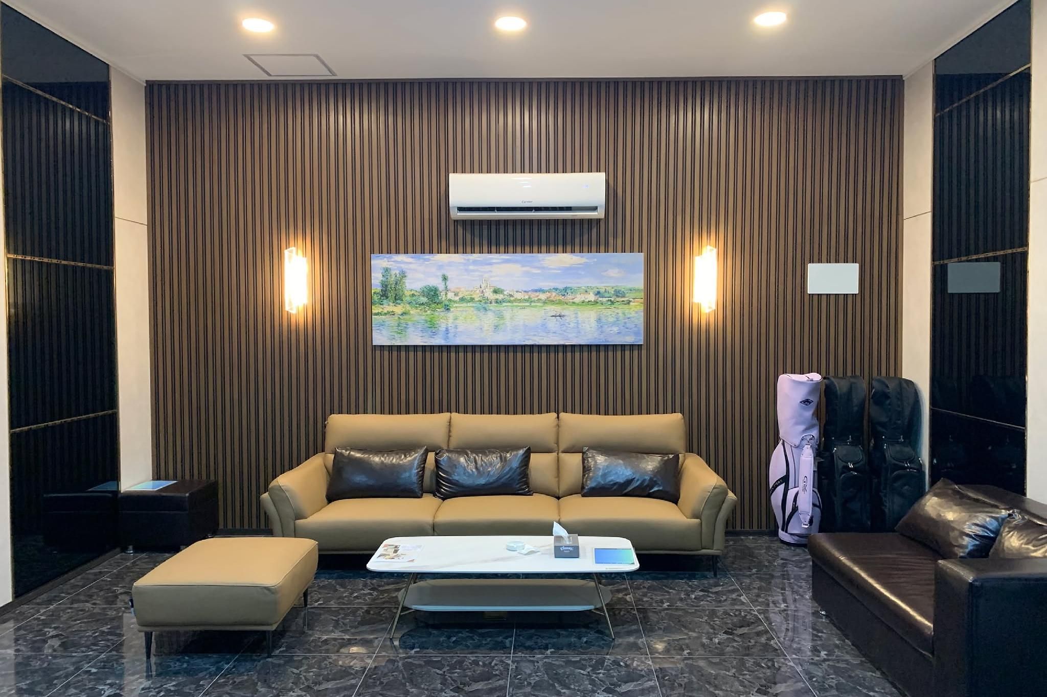 golf course [on-site]