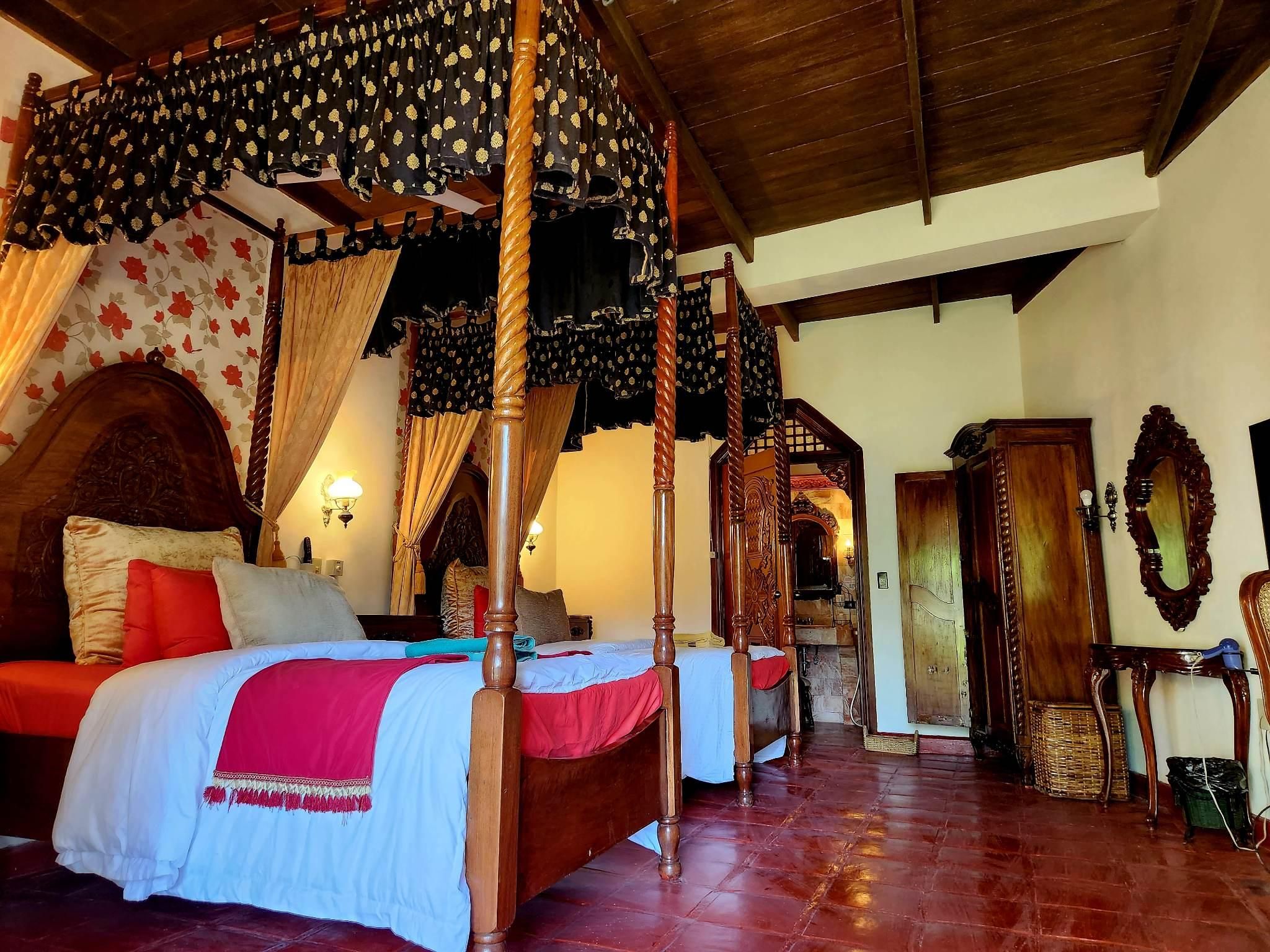 Deluxe Twin Room for 2 People