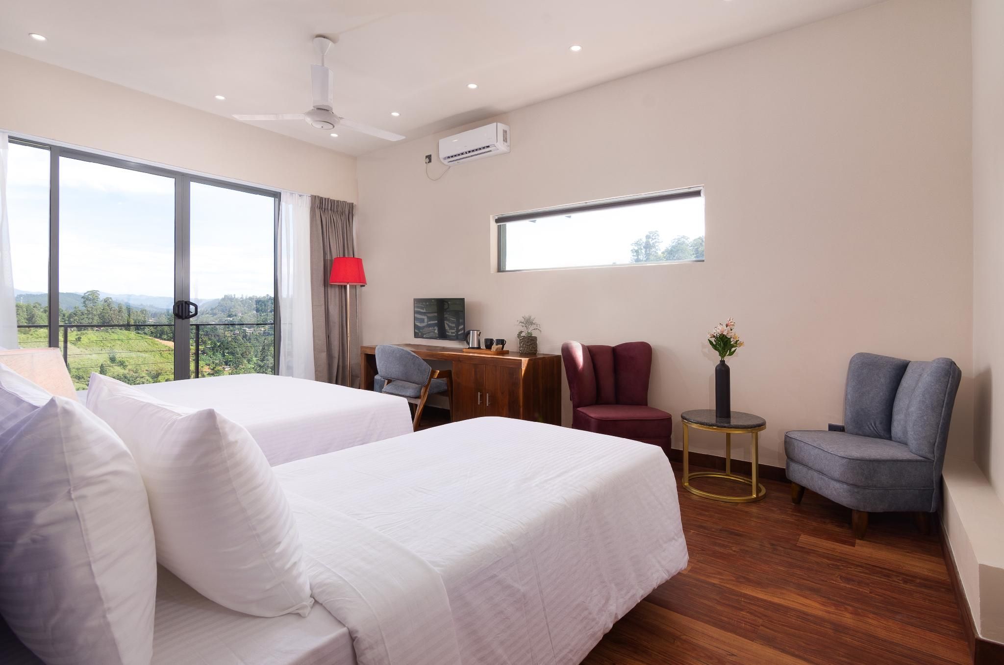 King Room with Mountain View