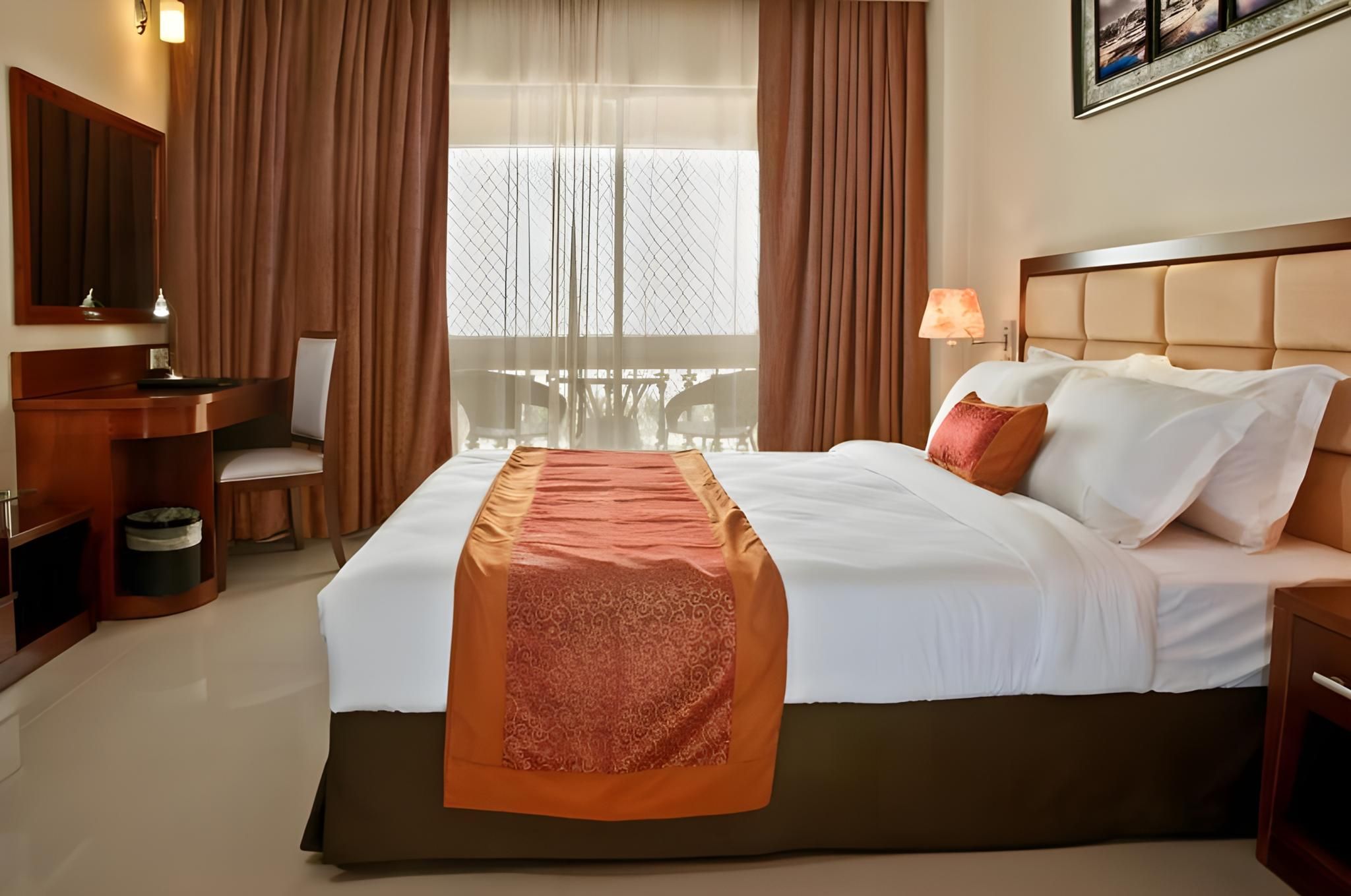 Royal Family Suite