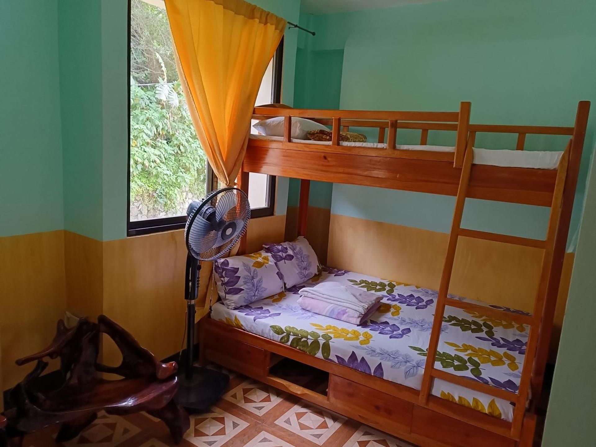 Economy Quadruple Room with Shared Bathroom