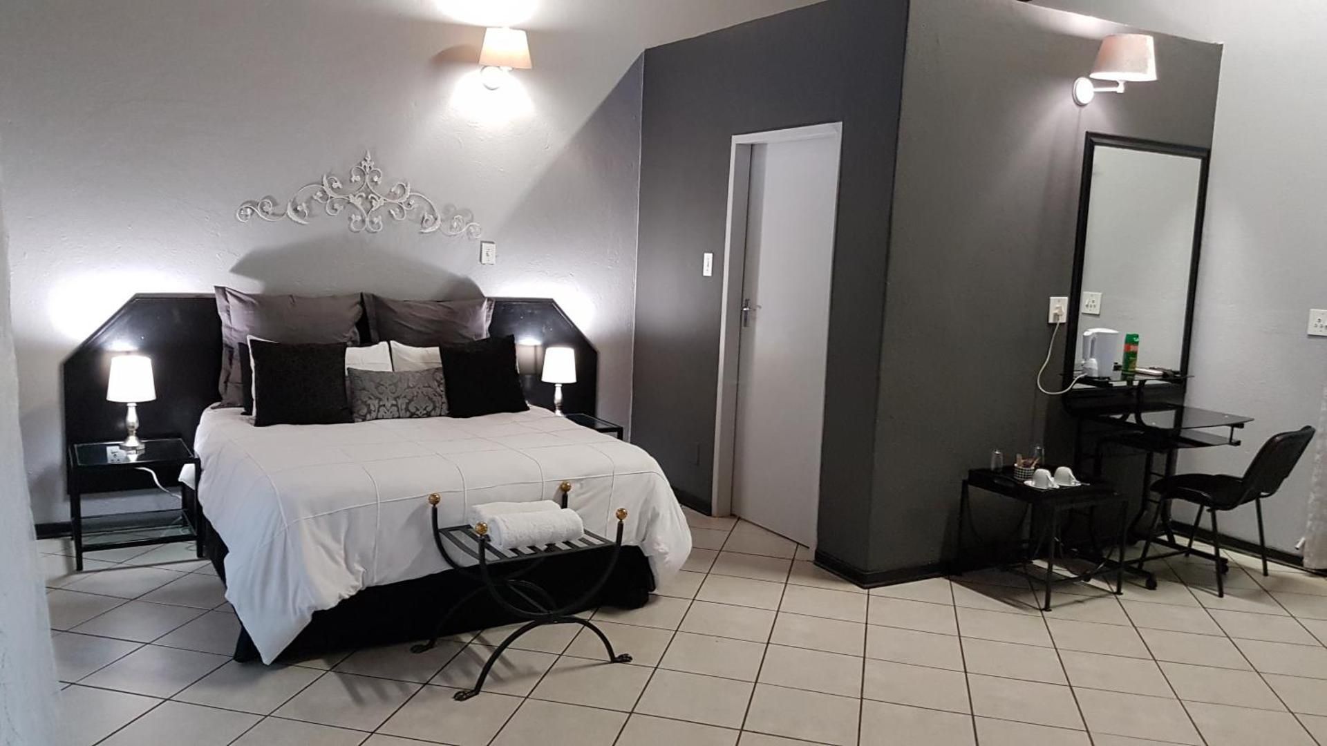 Double Room with Private Bathroom
