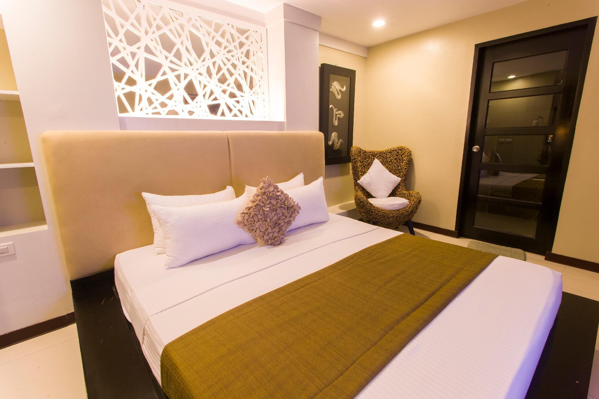 L Square Hotel Presidential Suite