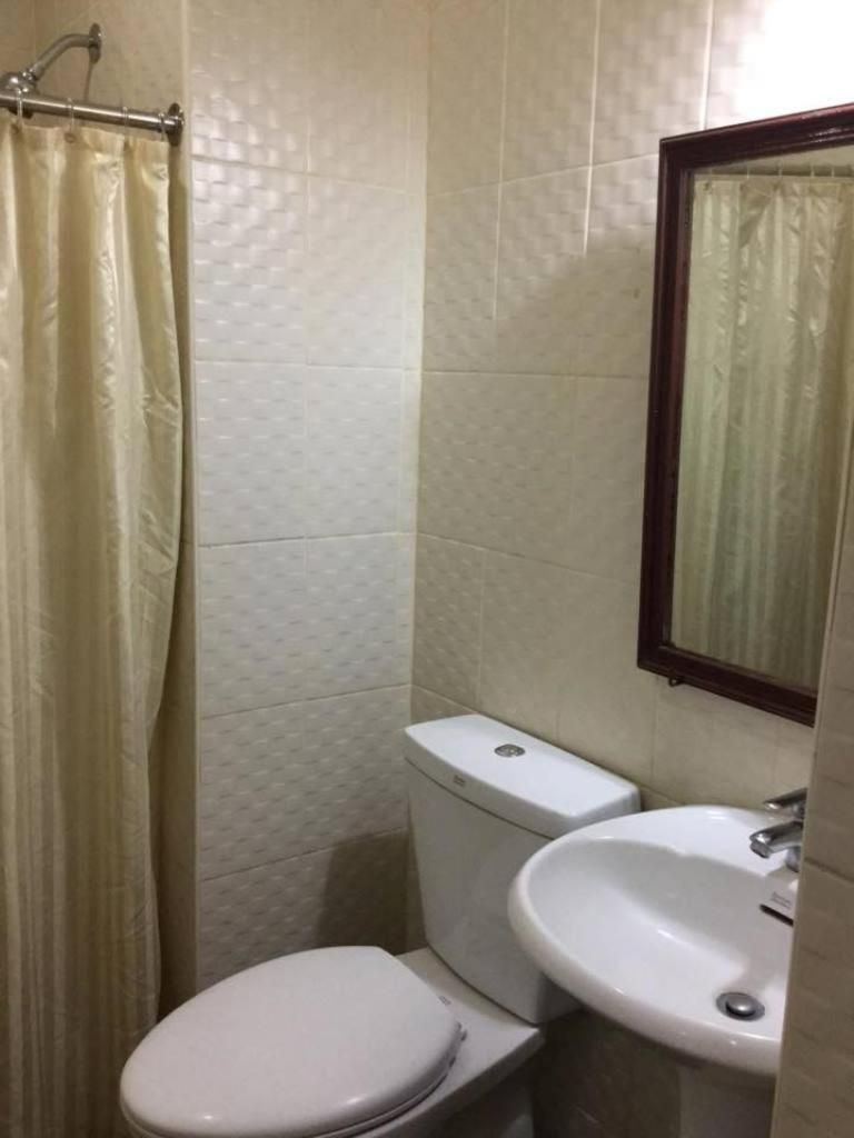 Dotties Place Hotel and Restaurant Deluxe Triple Room