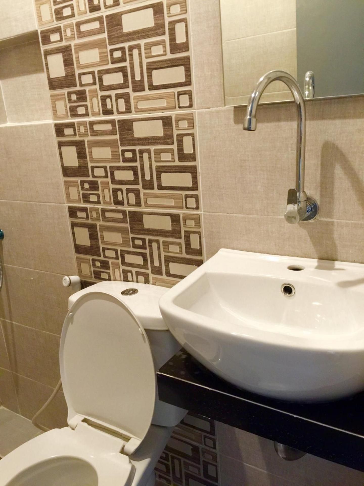 Triple - 1 Queen 1 Single