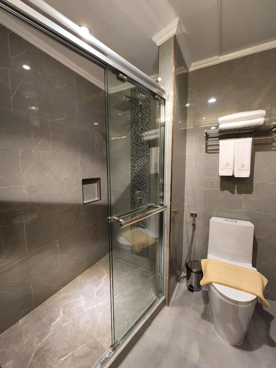 AMARAH HOTEL Single Room 3