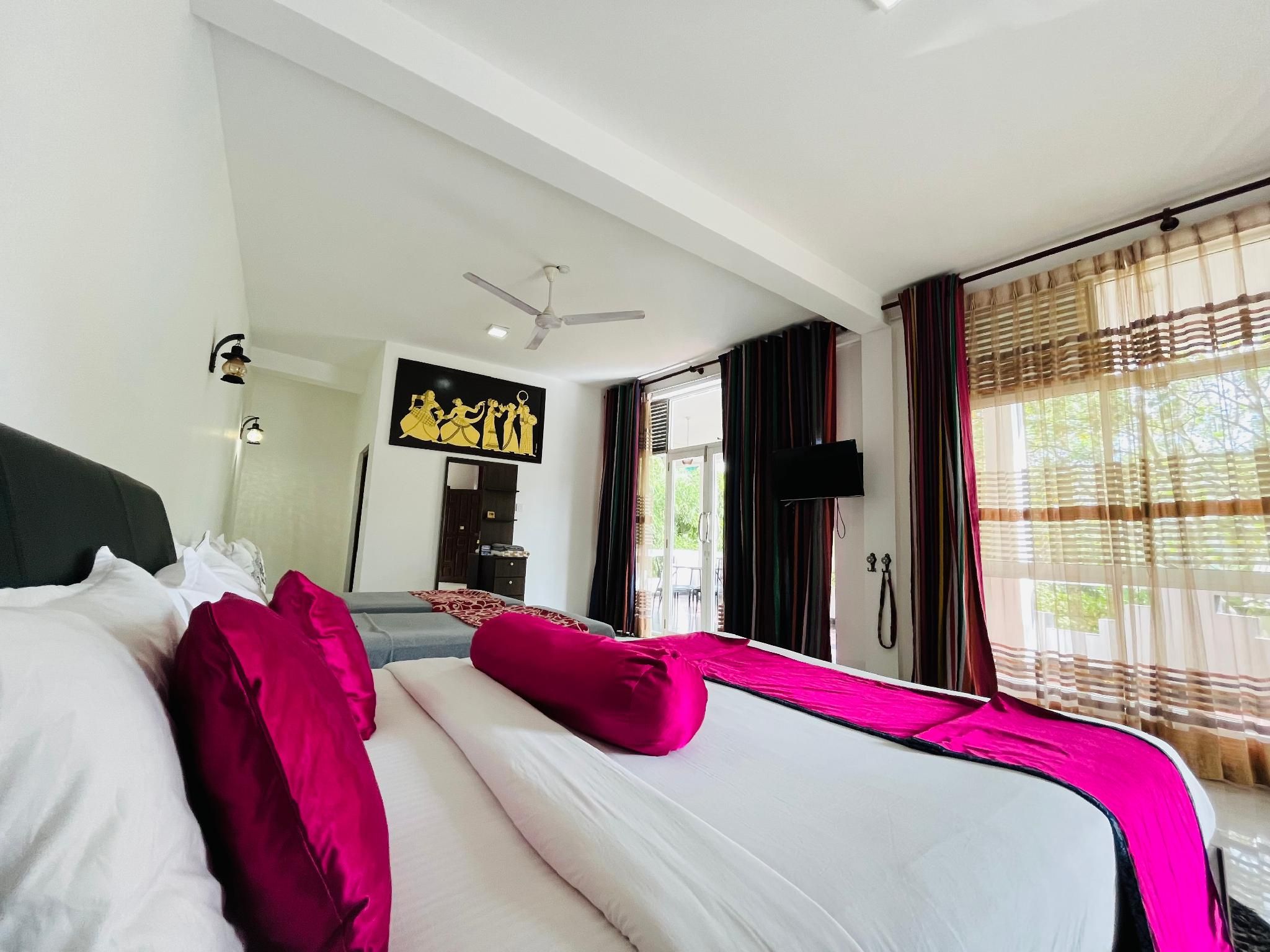 Deluxe Triple Room