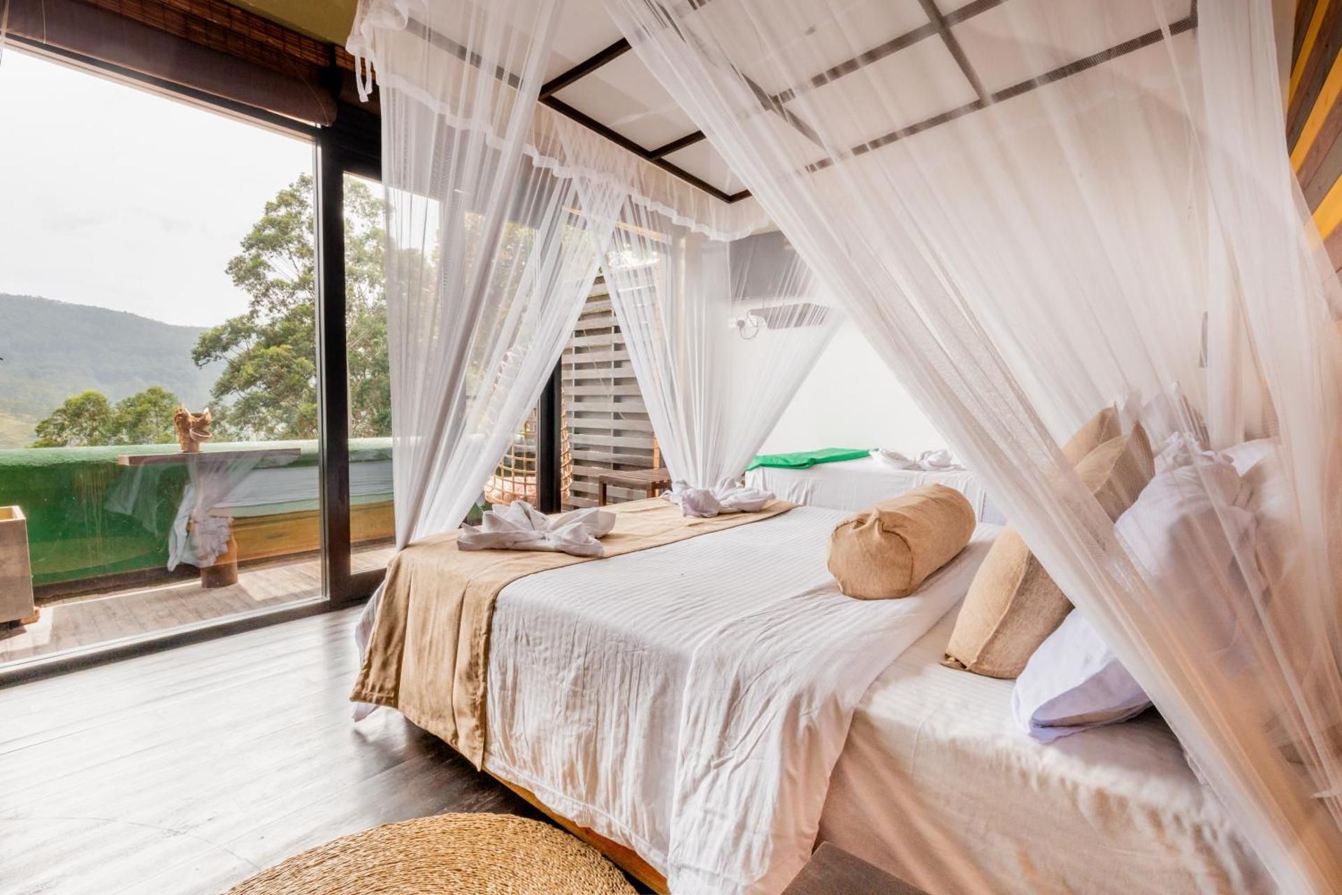Super Deluxe Triple Balcony Room with Ella Rock View