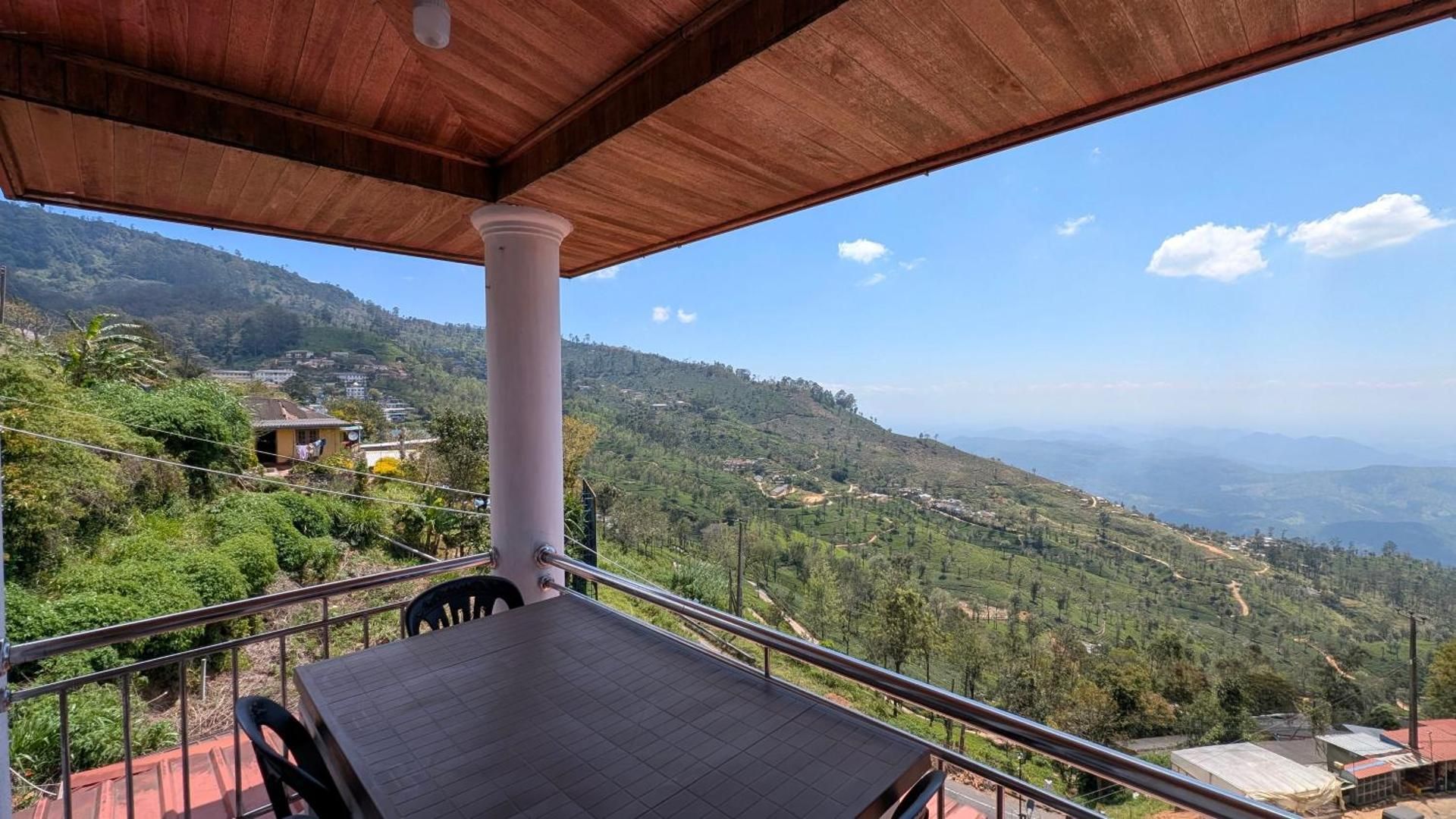 The Mist Holiday Bungalow Standard Double Room 2