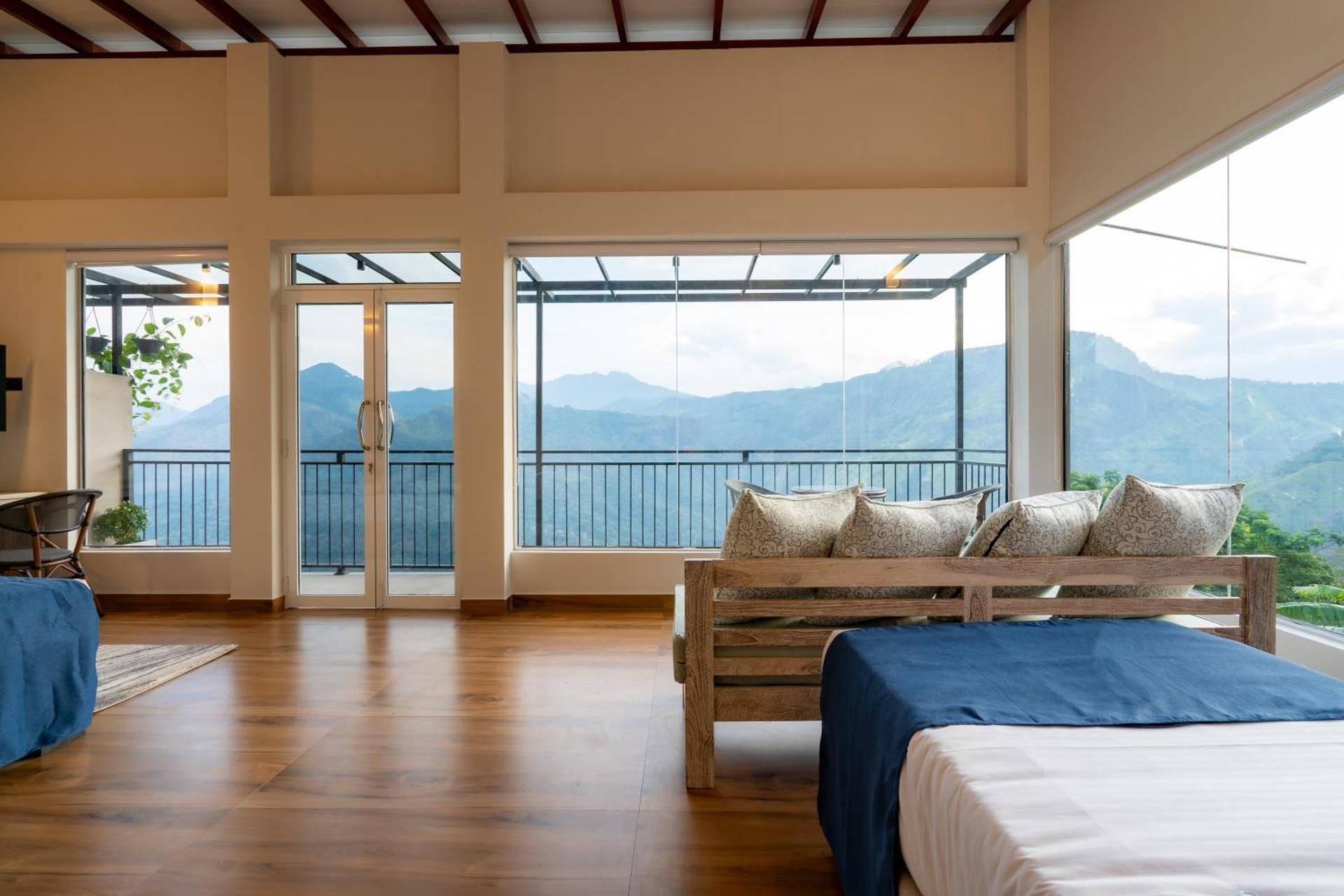 Suite with Mountain View