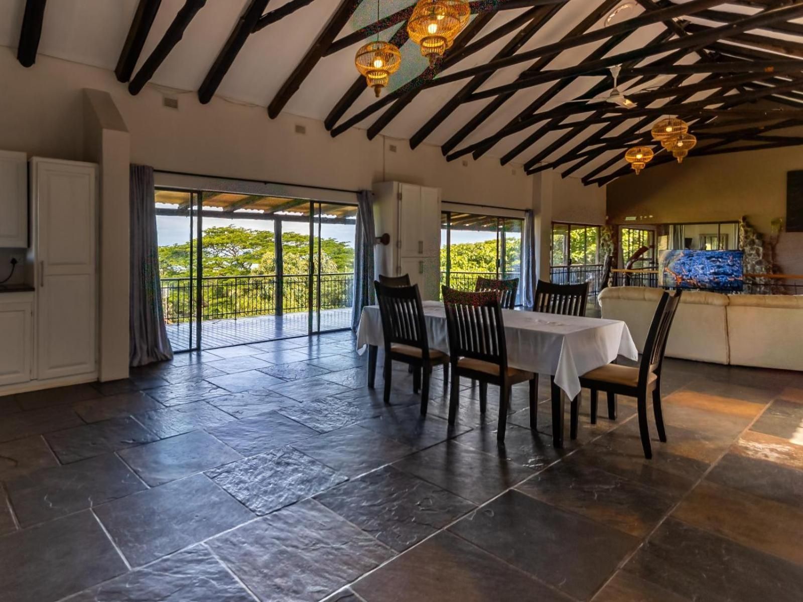 shared lounge/tv area