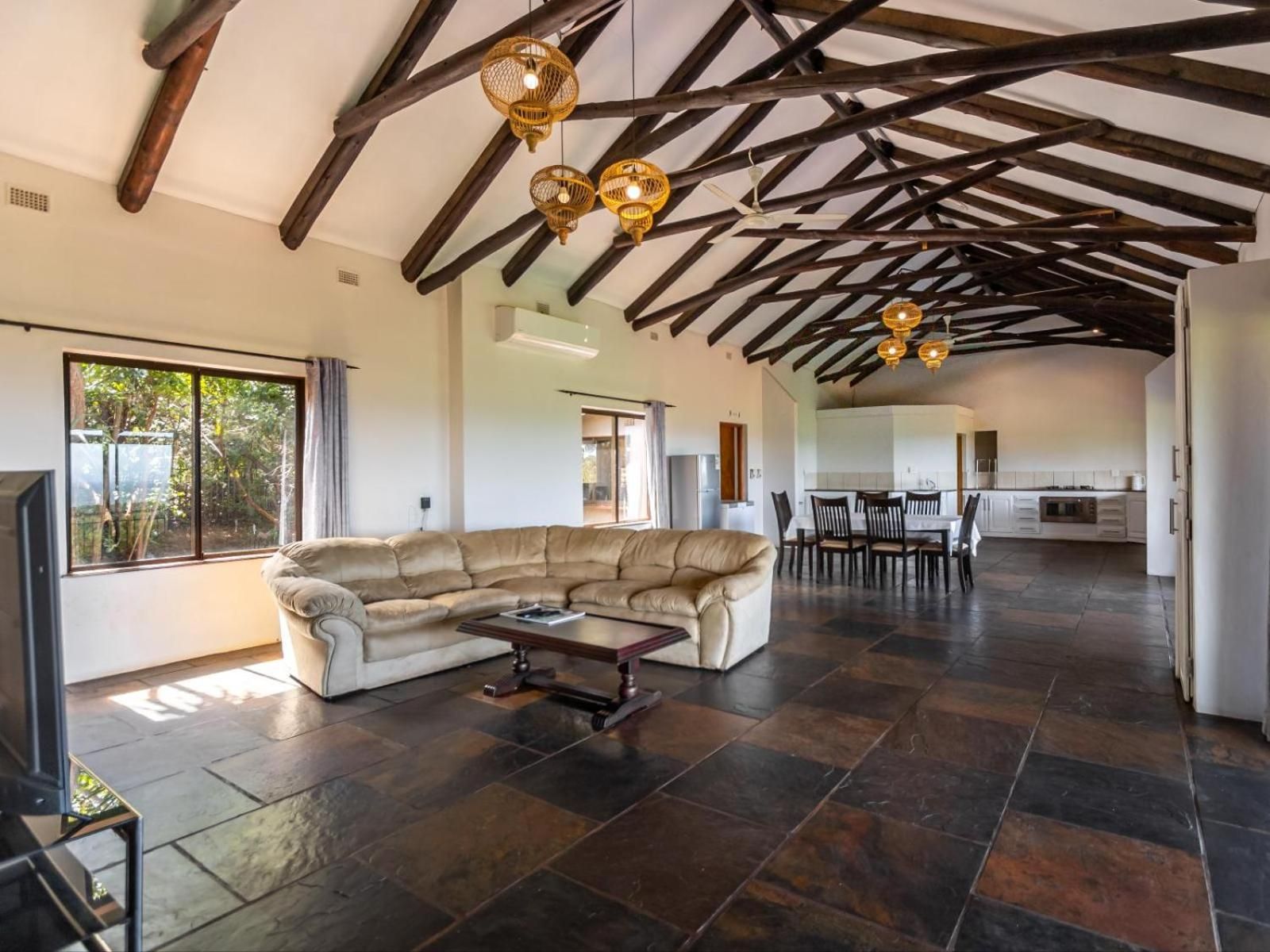 shared lounge/tv area