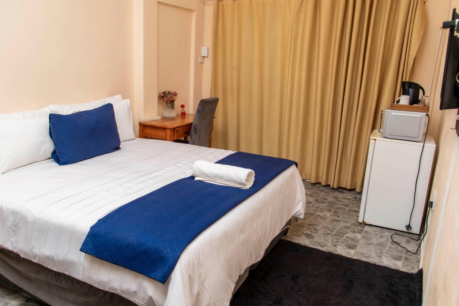 Deluxe King Suite