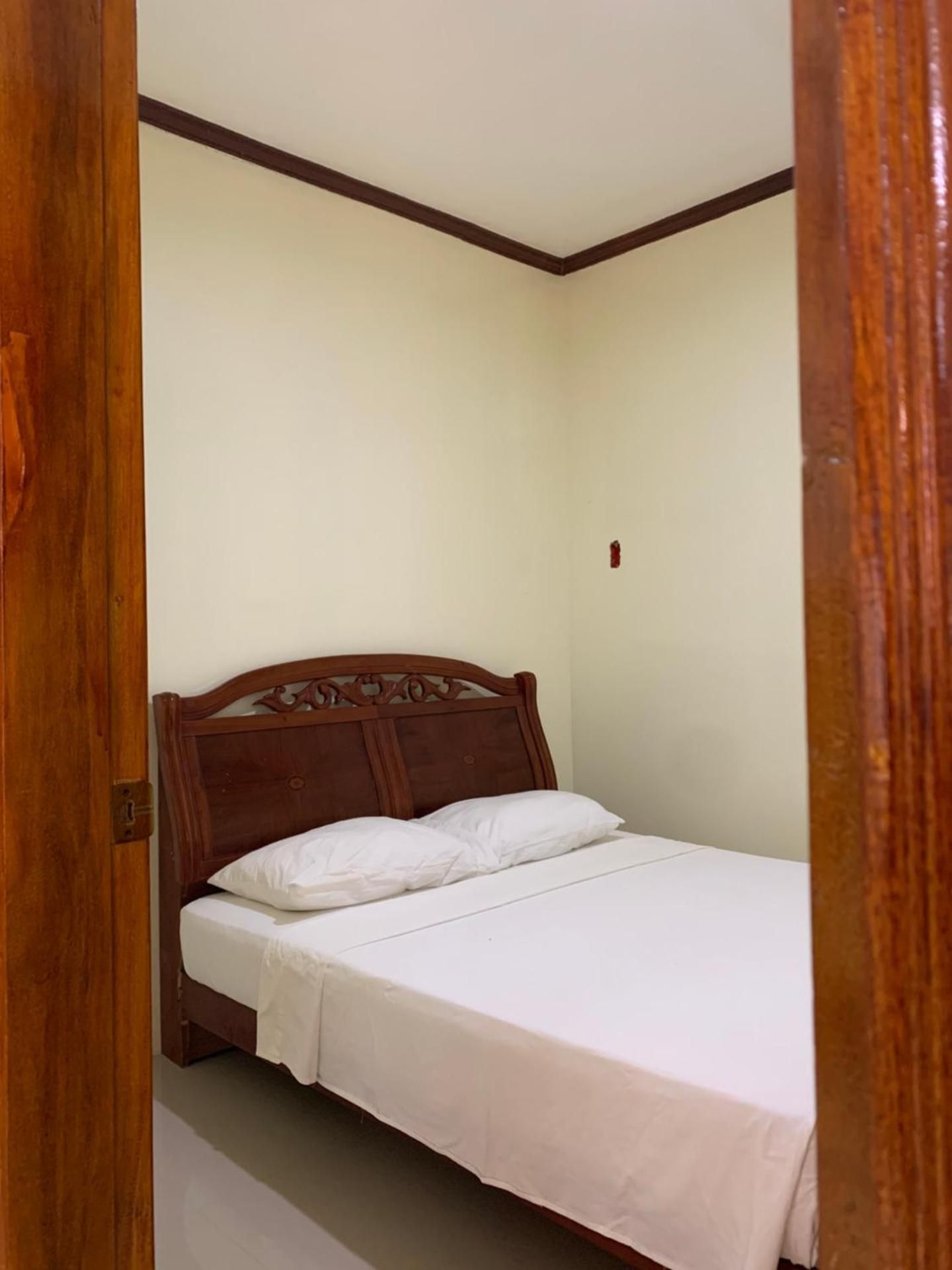 POWERS  HOLIDAY VACATIONS Deluxe Villa