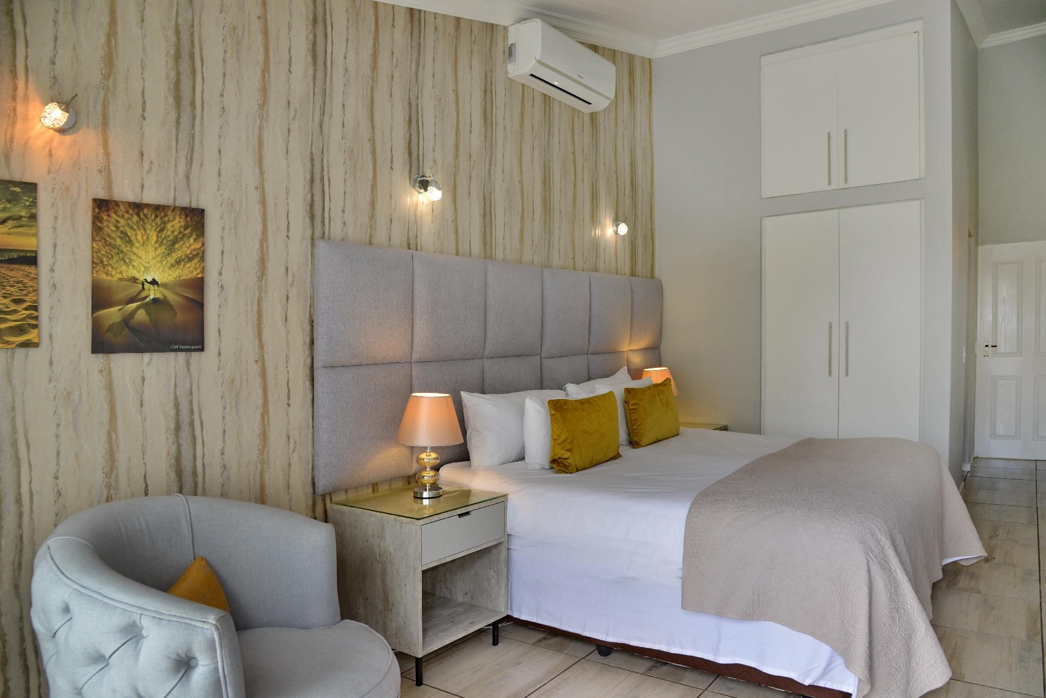 Luxury Room Upstairs