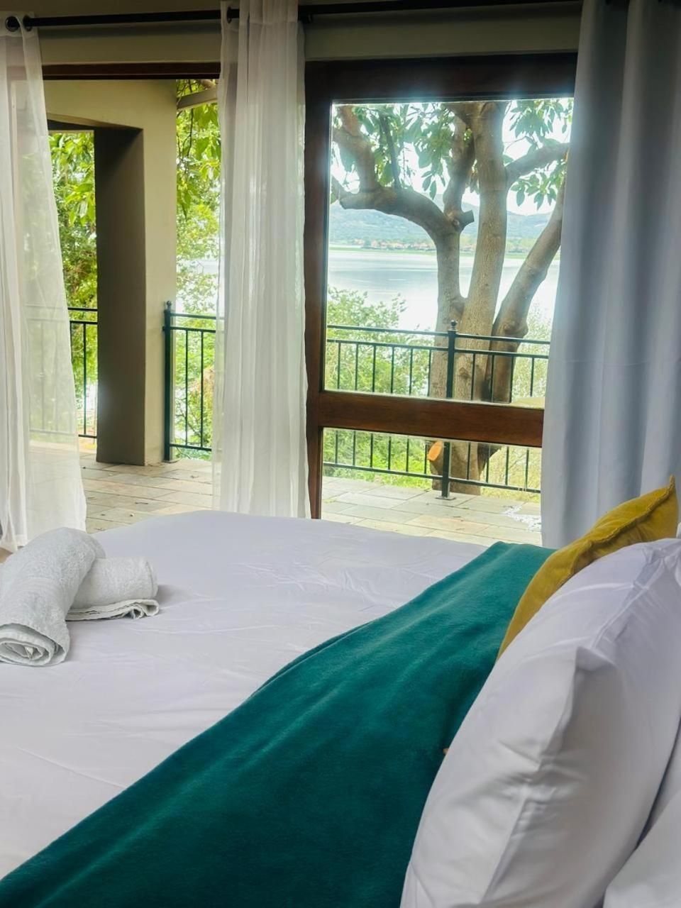 Double Room with Lake View