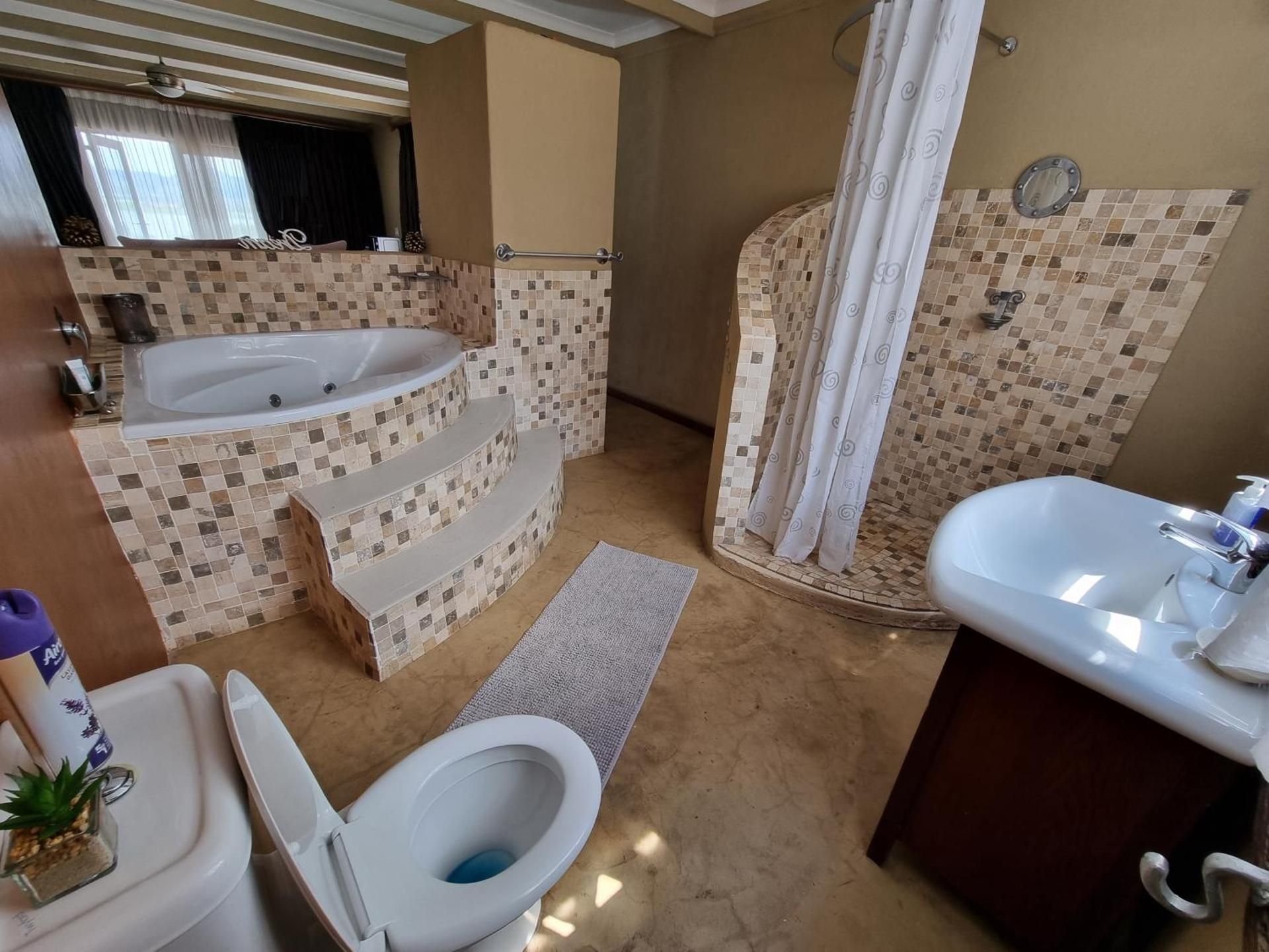 Suite with Lake View