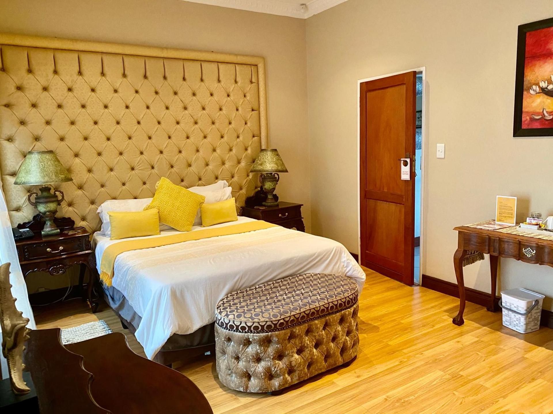 Double Room with Mountain View