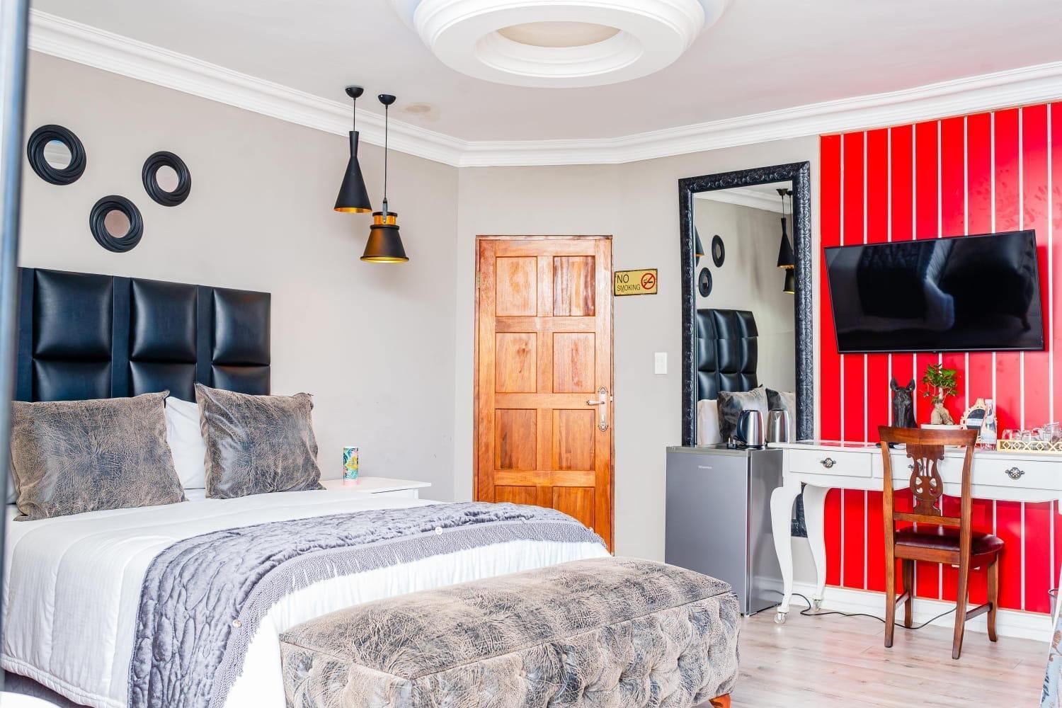 Deluxe Suite with Sea View